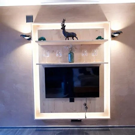 Ninni شقة زيرمات